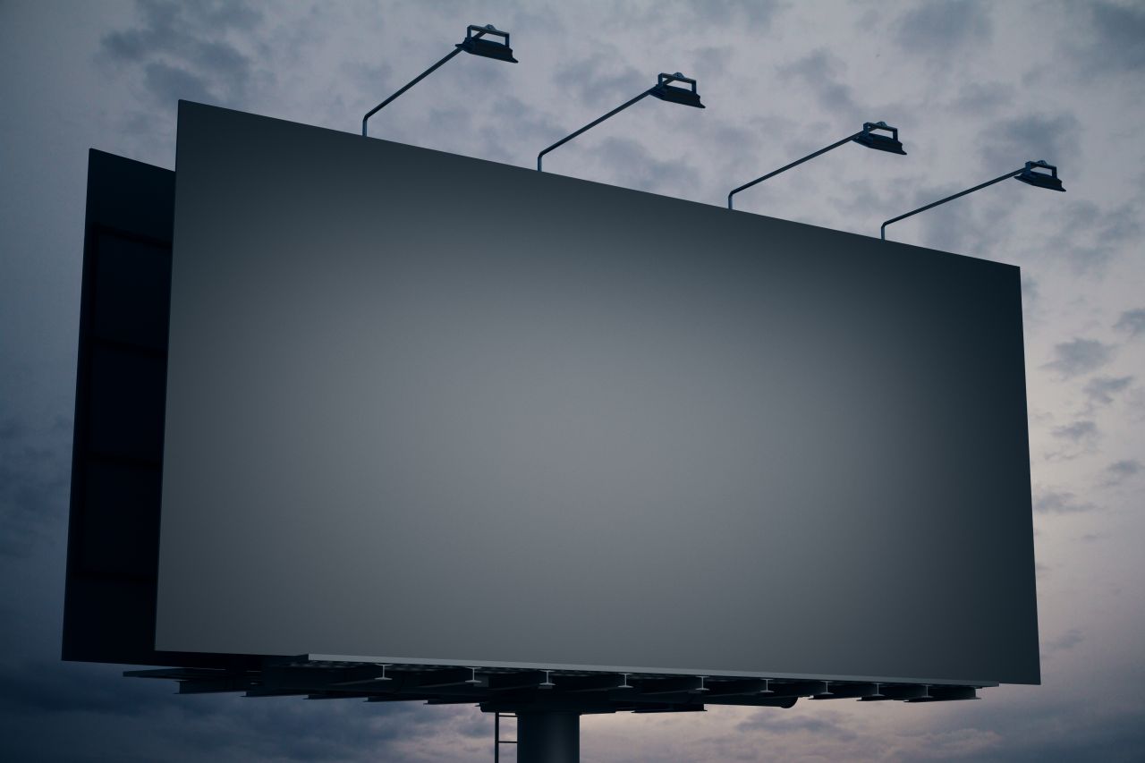 W jakich miejscach wynajmować billboardy reklamowe?