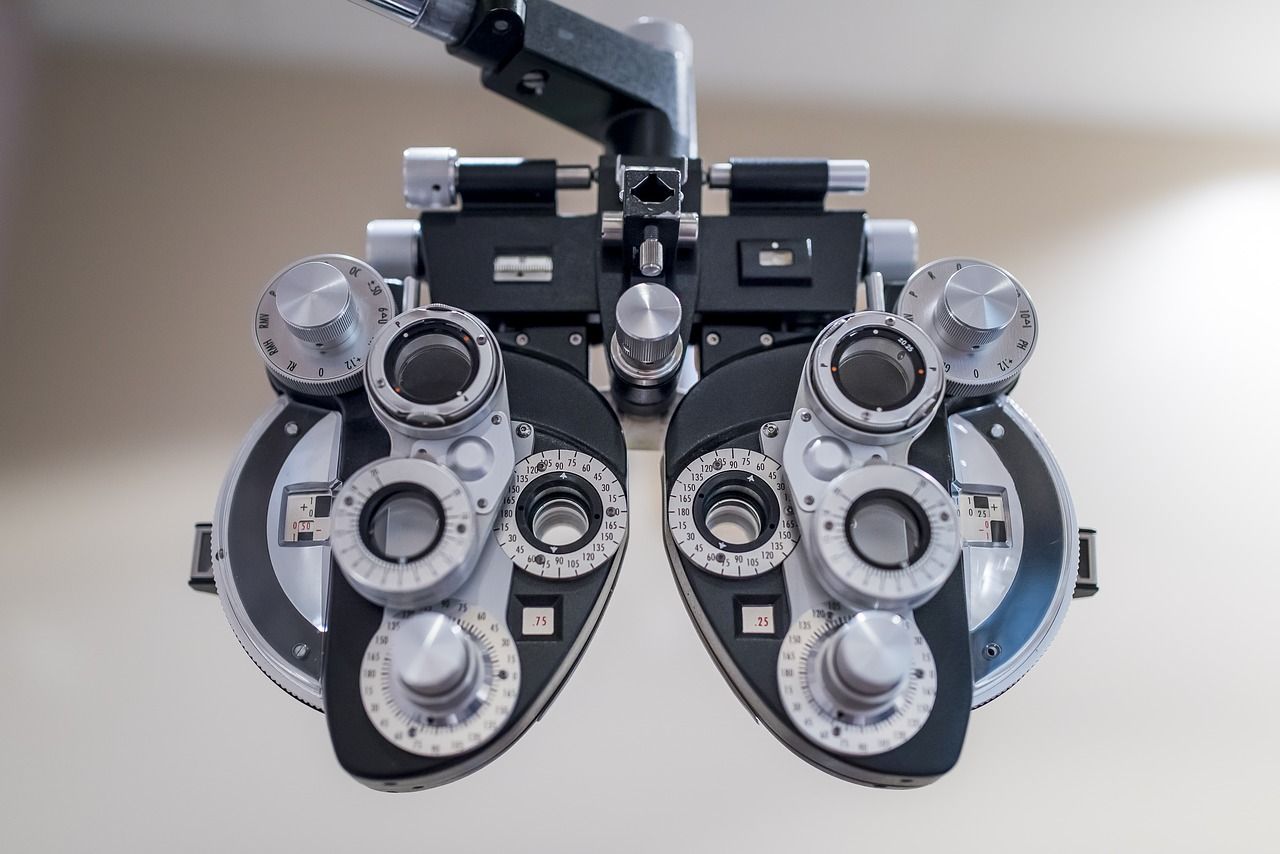 Jak wygląda badanie optometryczne i w czym może pomóc?