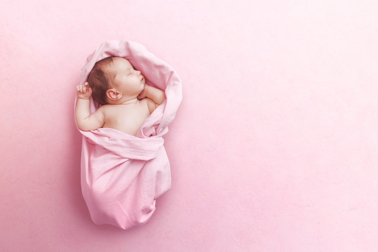 Jak zadbać o jak najlepszy komfort snu naszego noworodka?